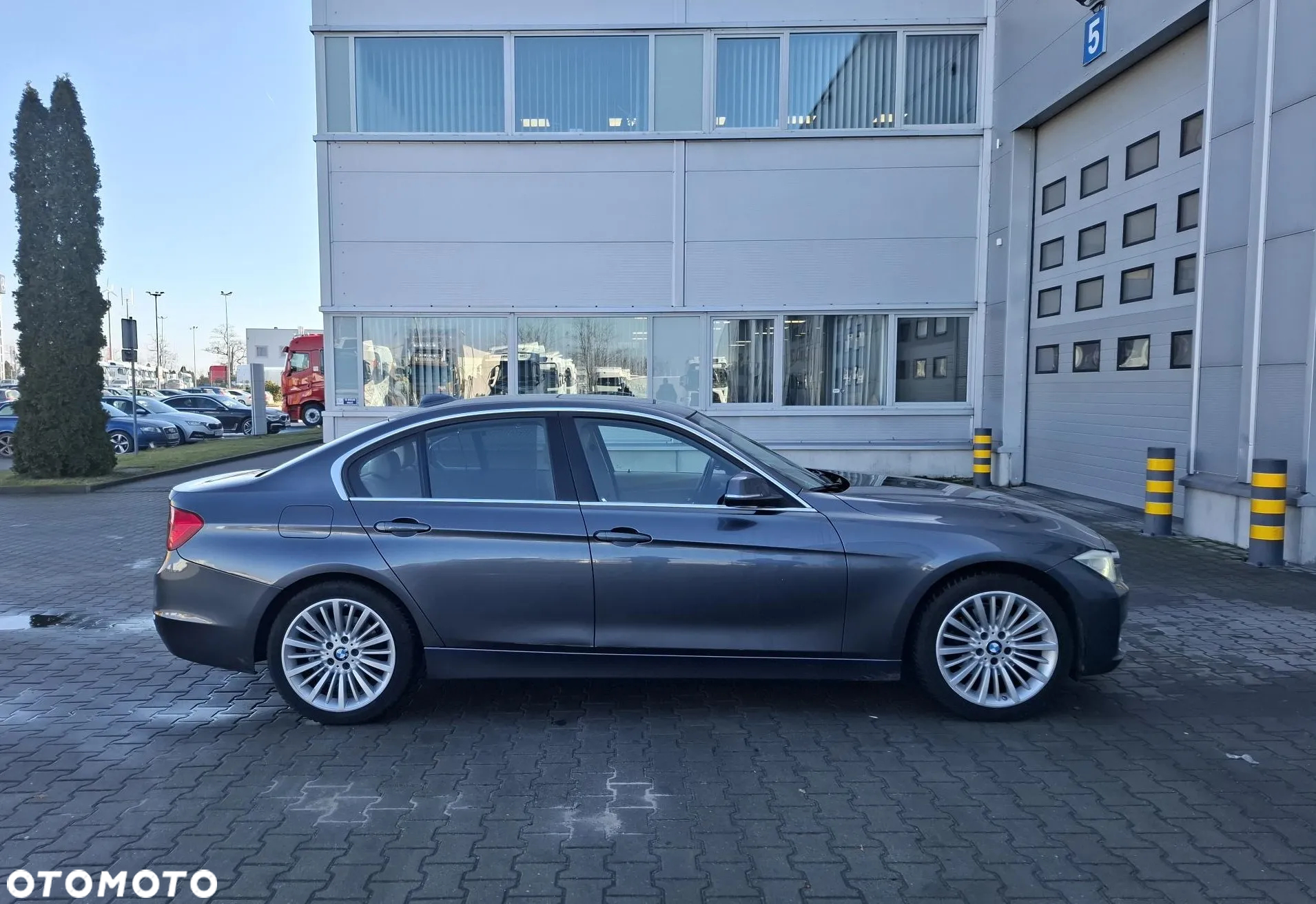 BMW Seria 3 328i Luxury Line - 3