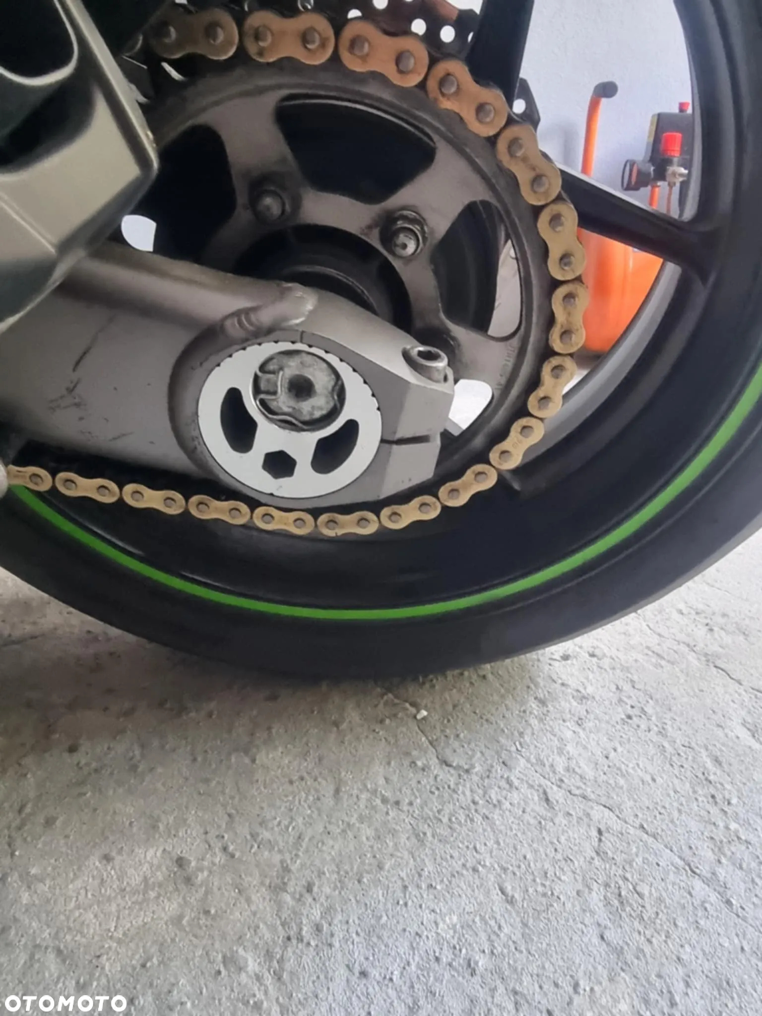 Kawasaki Ninja 1000 SX - 12