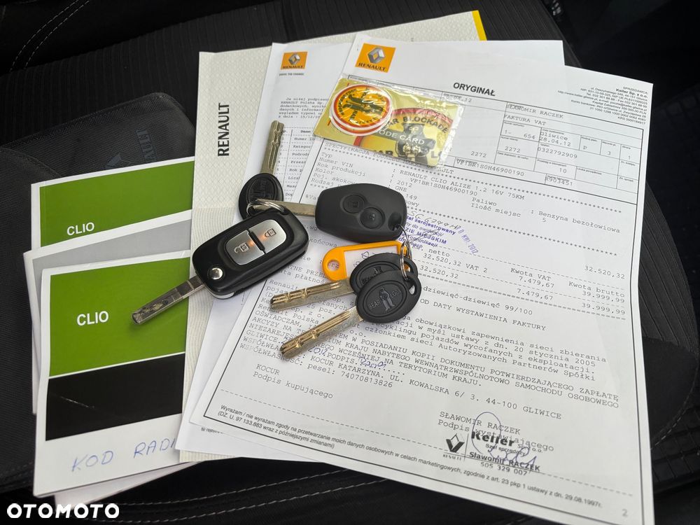 Renault Clio 1.2 16V Alize - 17