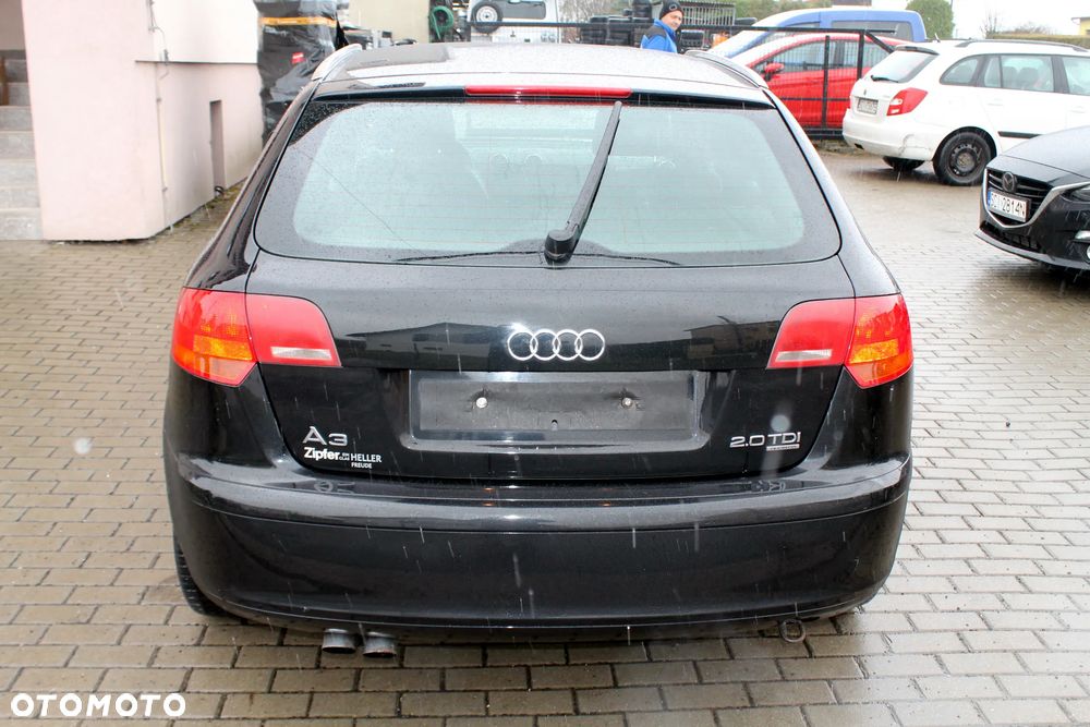 Audi A3 Sportback 2.0 TDI DPF quattro S line Sportpaket plus - 8