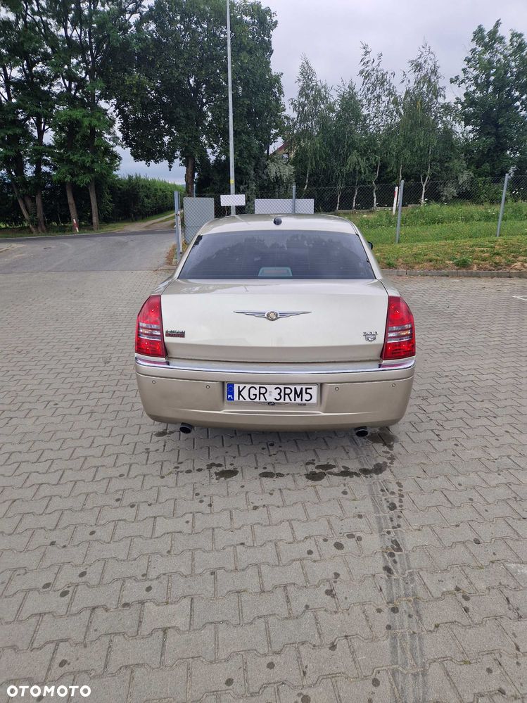 Chrysler 300C - 4