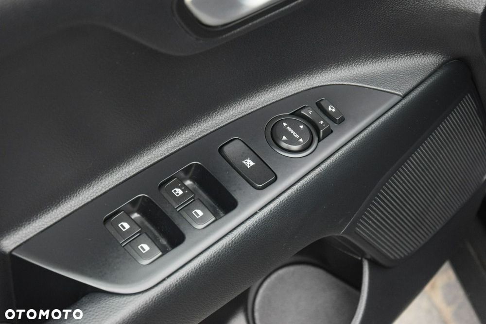 Kia Stonic 1.0 T-GDI DCT OPF Spirit - 18