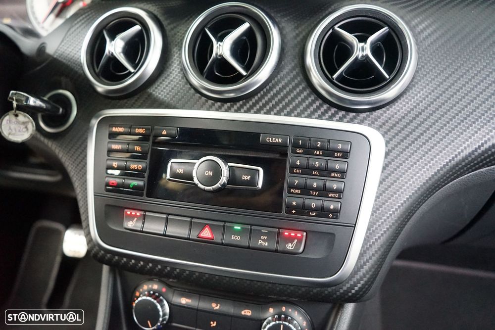 Mercedes-Benz A 180 d AMG Line - 27