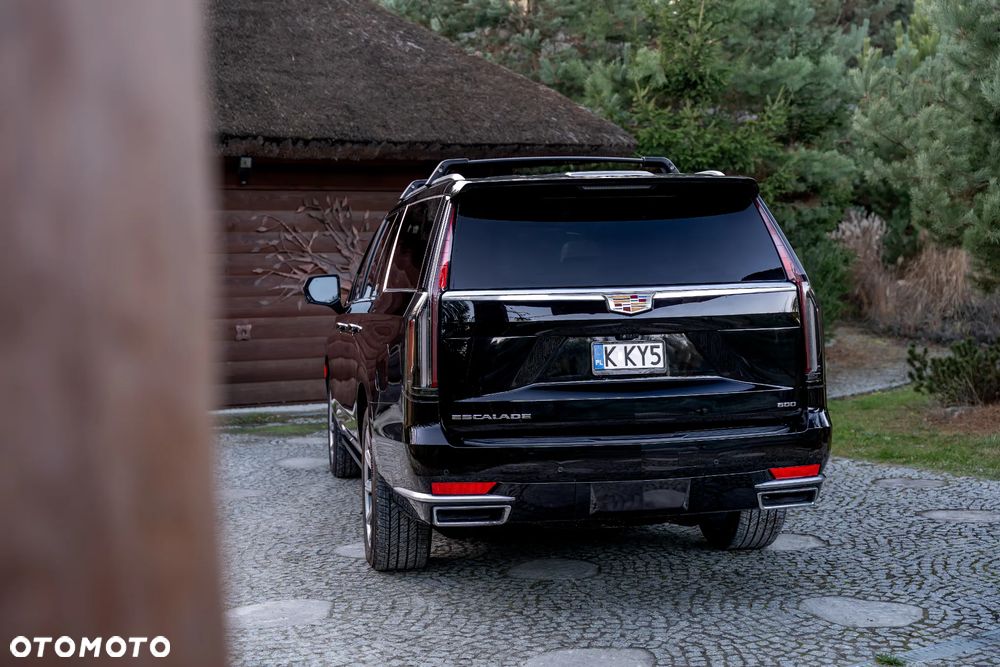 Cadillac Escalade - 7