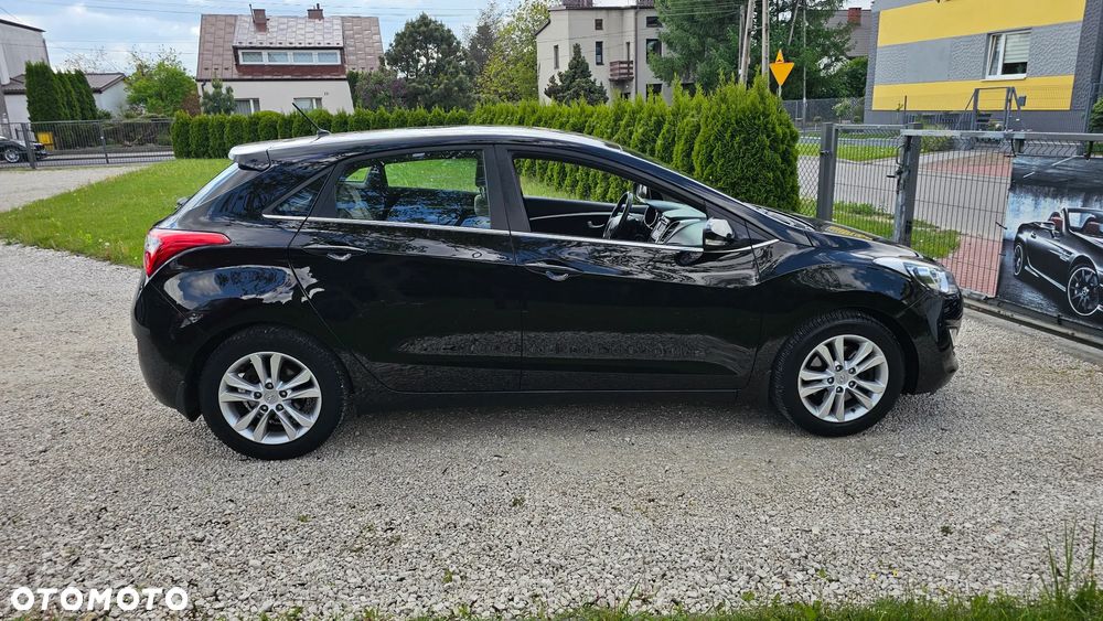 Hyundai i30 1.6 Automatik Trend - 21