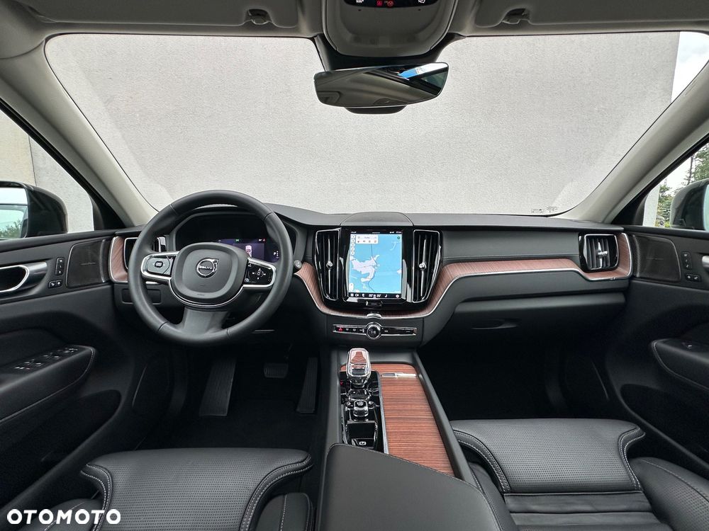 Volvo XC 60 B4 D AWD Geartronic RDesign - 18