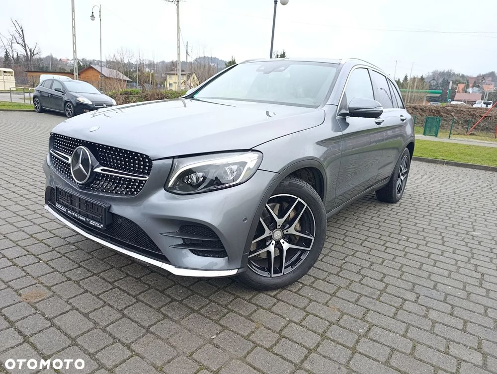 Mercedes-Benz GLC 220 d 4Matic 9G-TRONIC AMG Line - 1