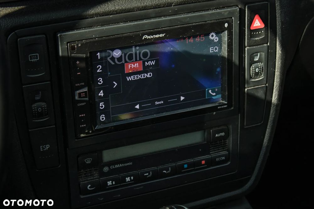 Volkswagen Passat - 19