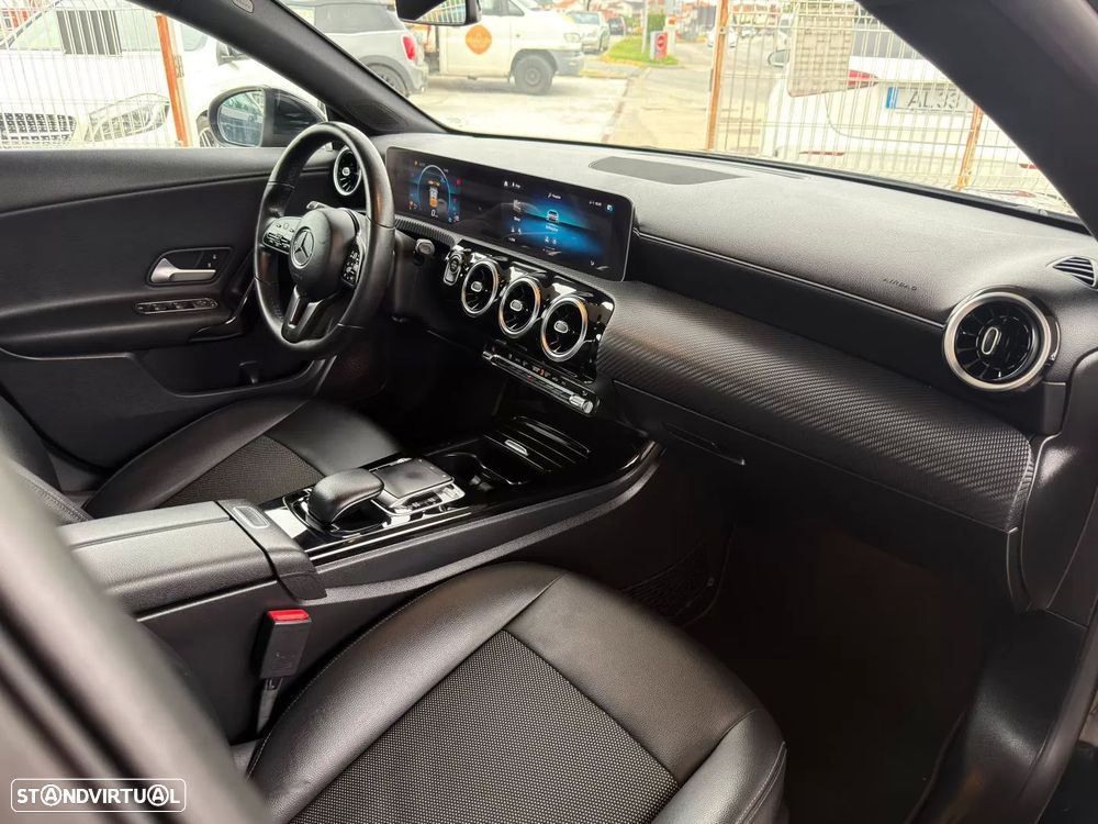 Mercedes-Benz CLA 220 d Style Plus Aut. - 12
