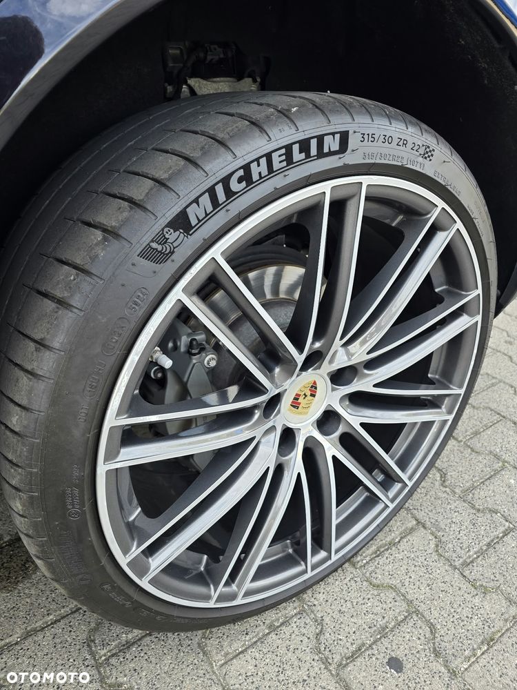 Porsche Cayenne S Tiptronic S Platinum Edition - 10