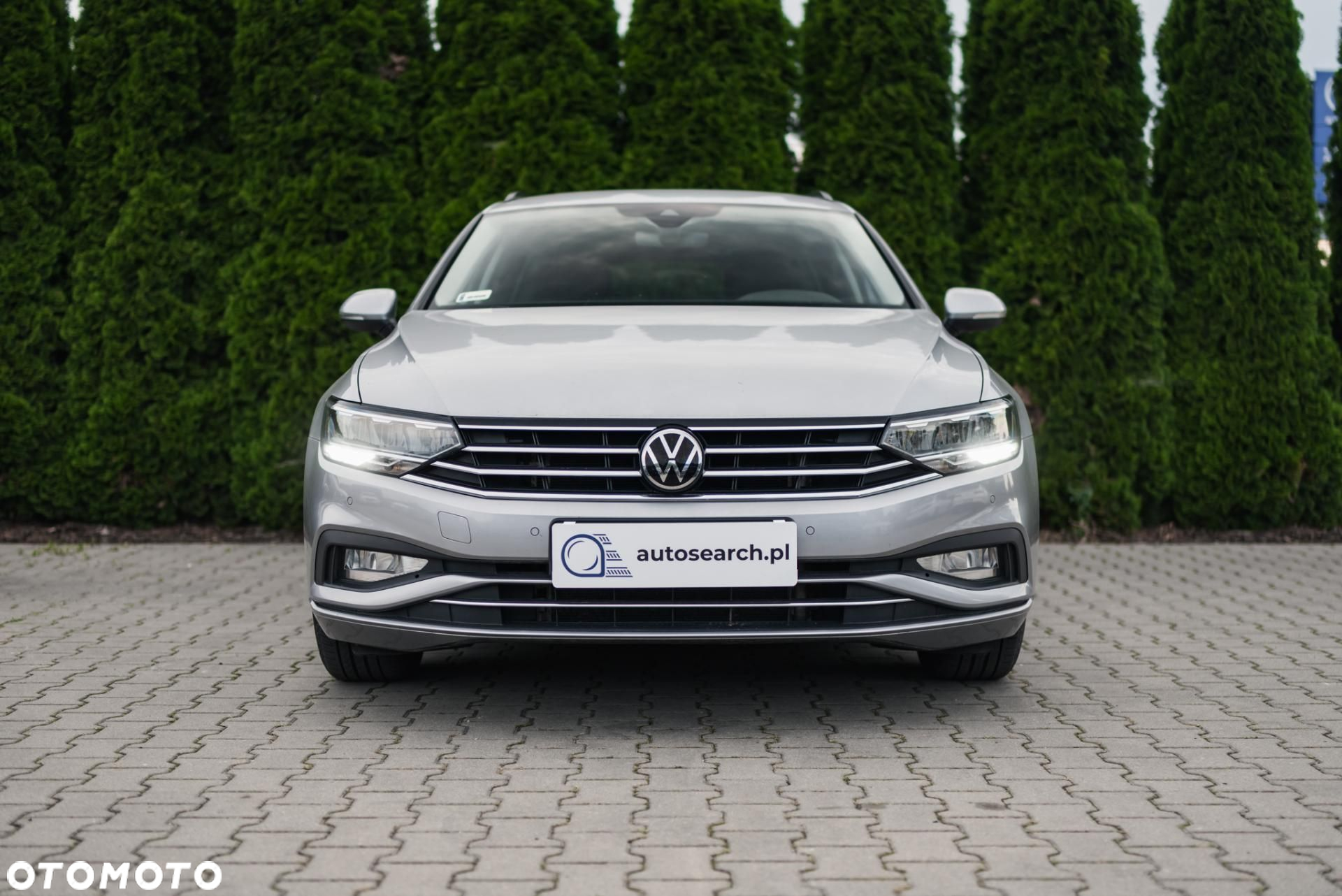 Volkswagen Passat - 2