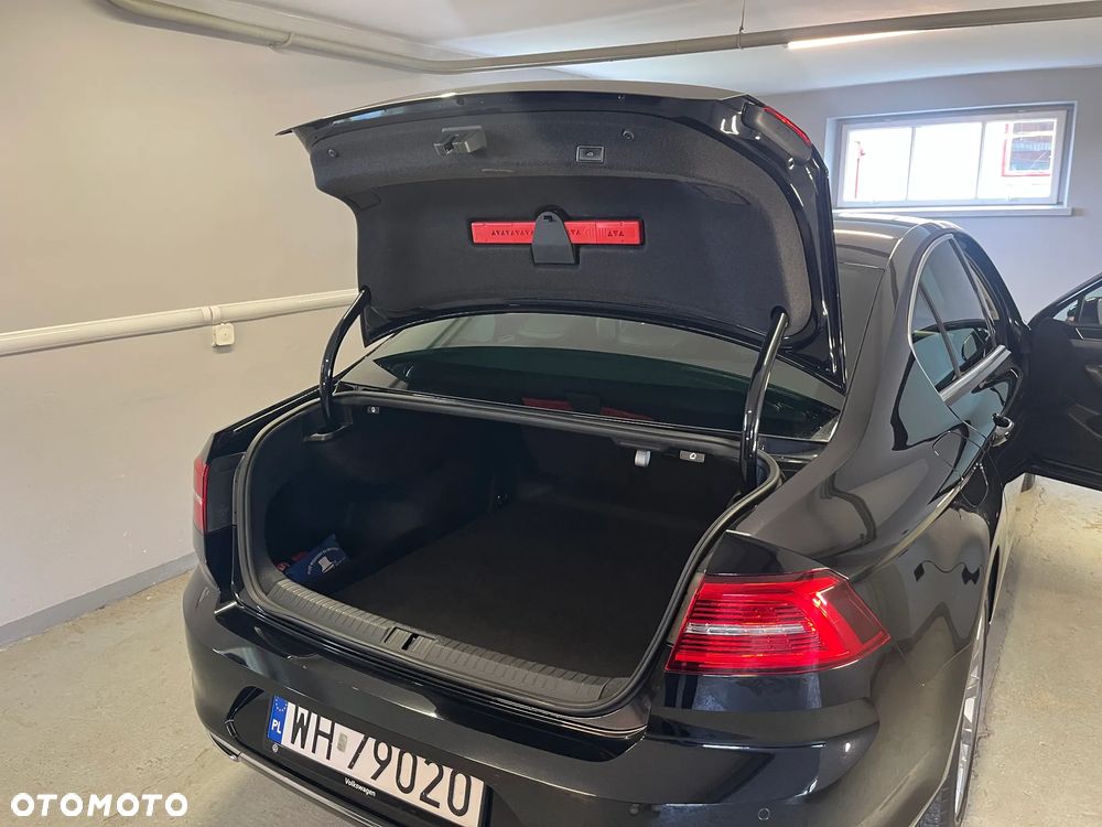 Volkswagen Passat 2.0 TSI 4Mot Highline DSG - 10