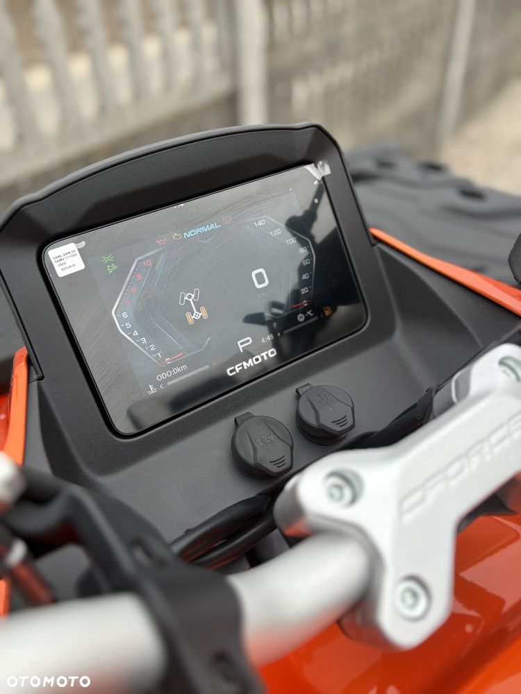 CFMoto CForce - 24