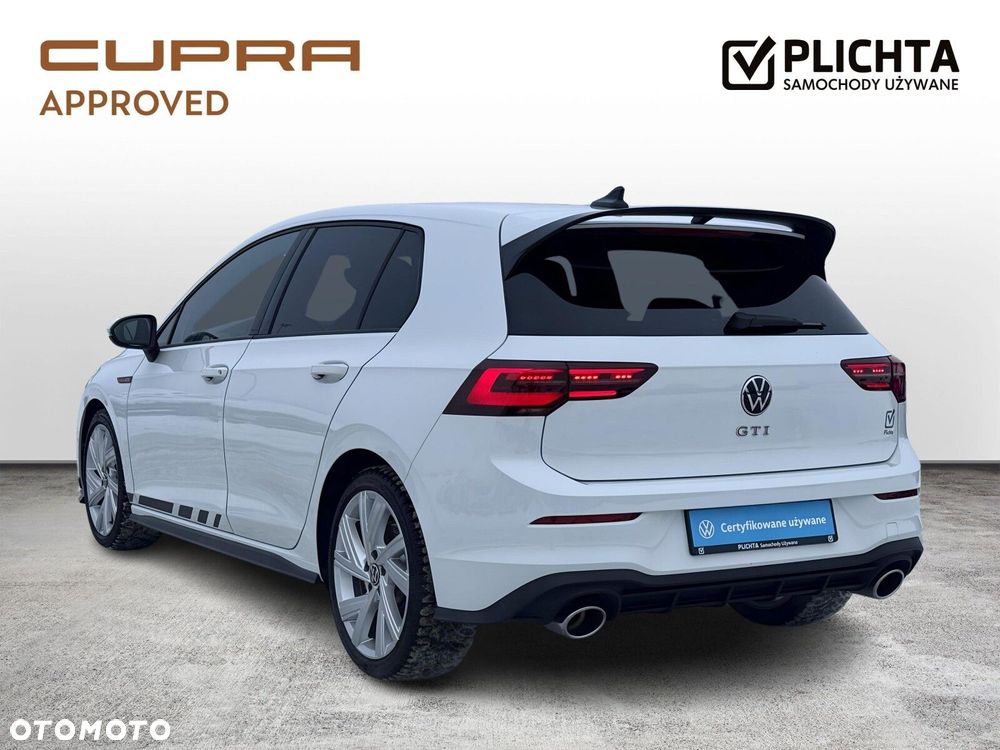 Volkswagen Golf - 4