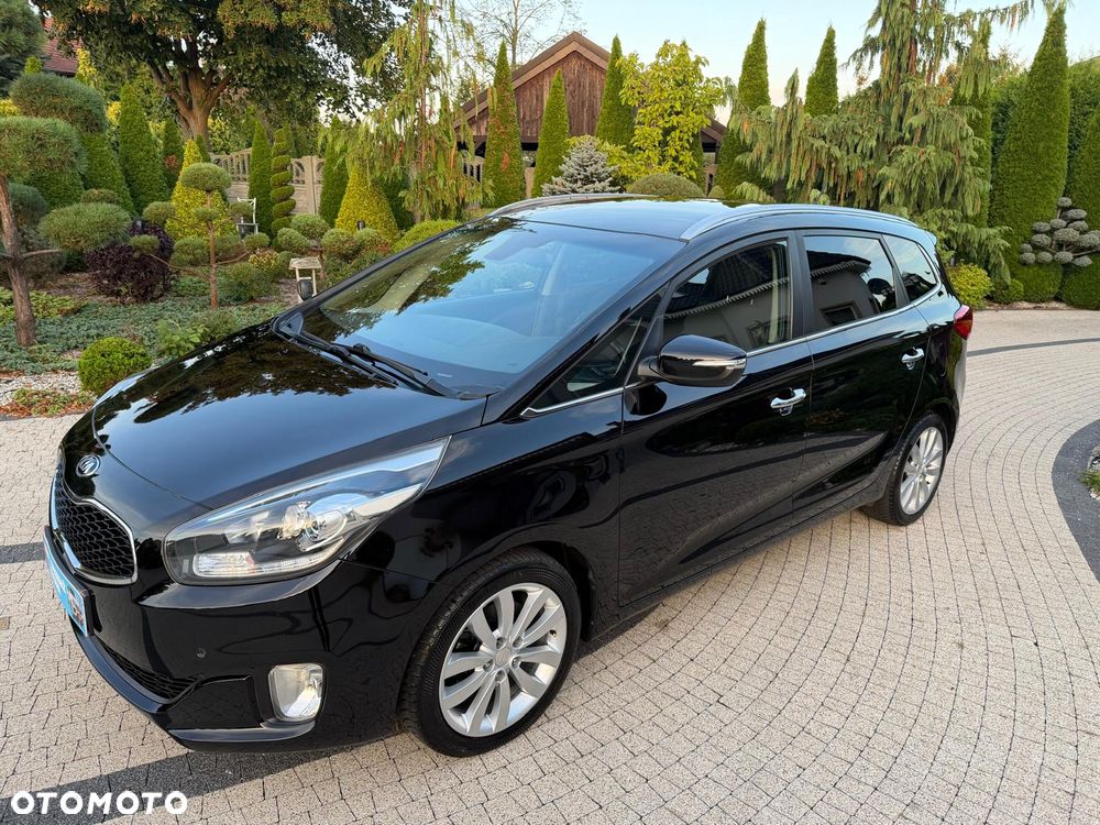 Kia Carens 1.7 CRDi L 7os - 22