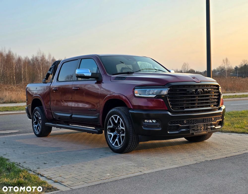 Dodge RAM - 12