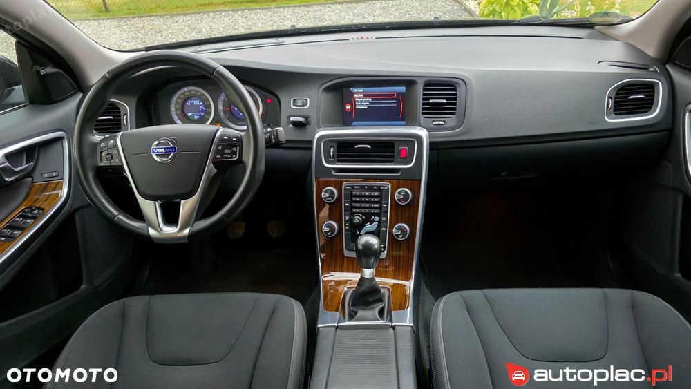 Volvo S60 2.0T Momentum - 12