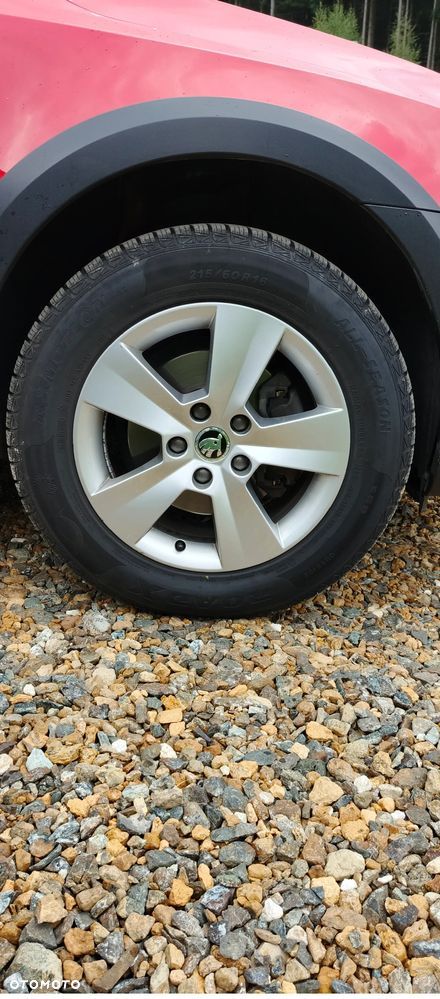 Skoda Octavia 2.0 TDI 4x4 Ambition DSG - 18