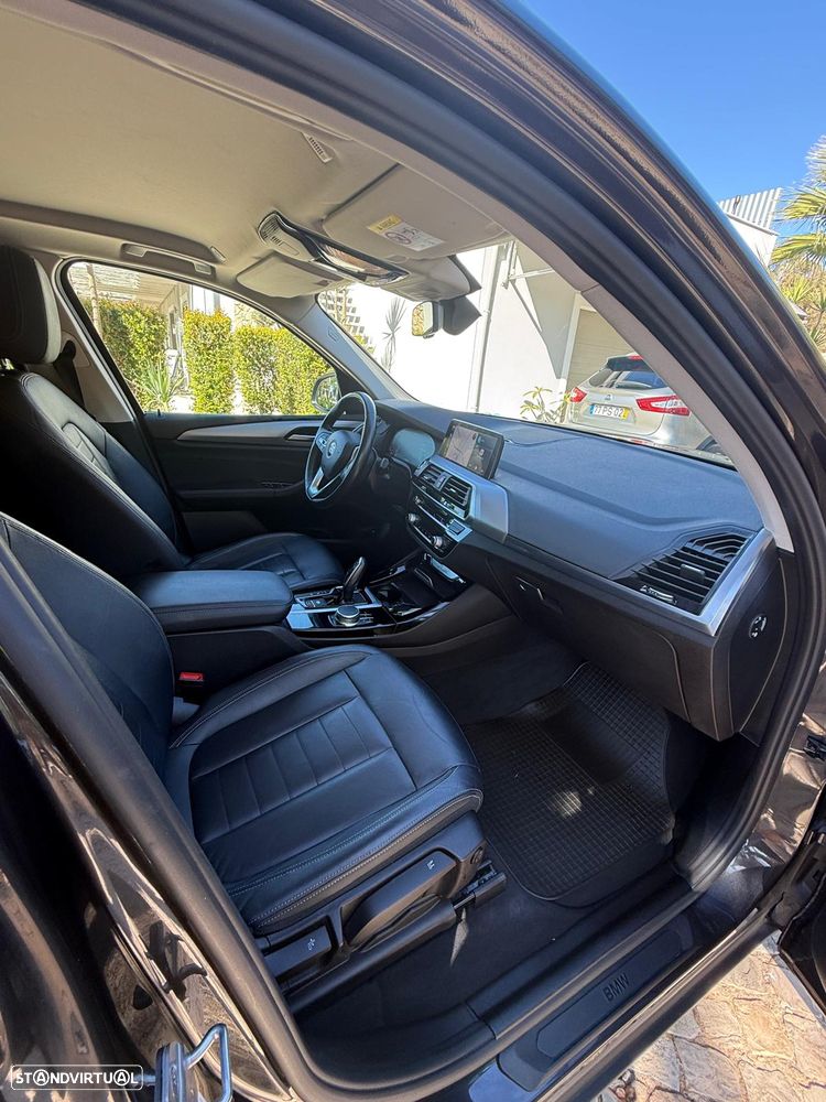 BMW X3 30 e xDrive Line Luxury - 23