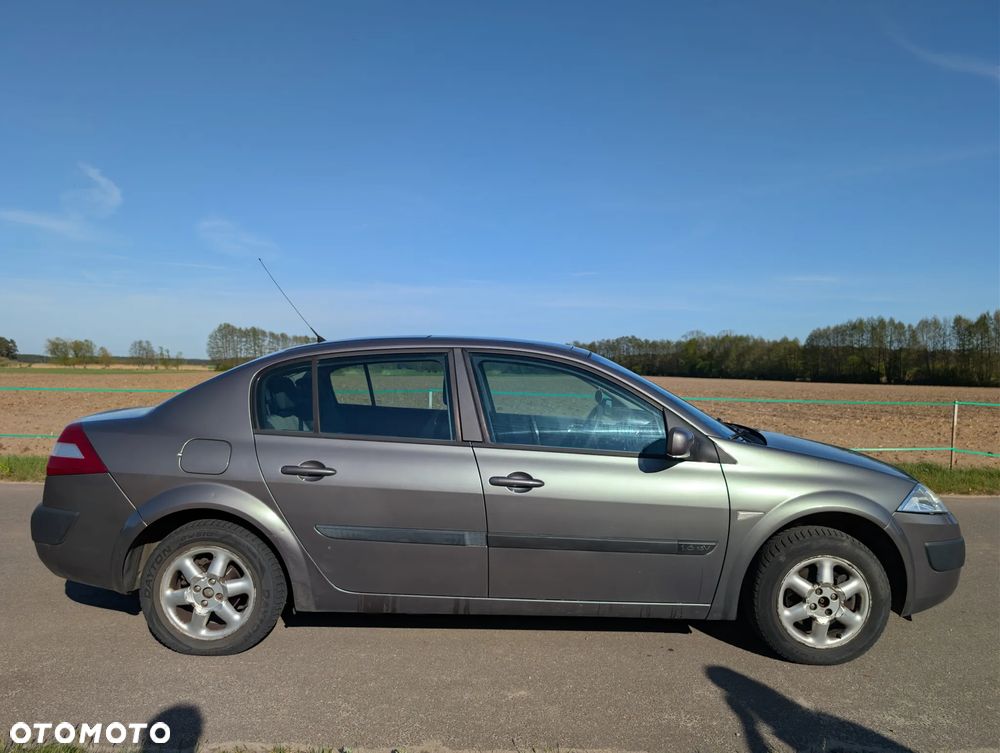Renault Megane 1.6 Authentique - 3