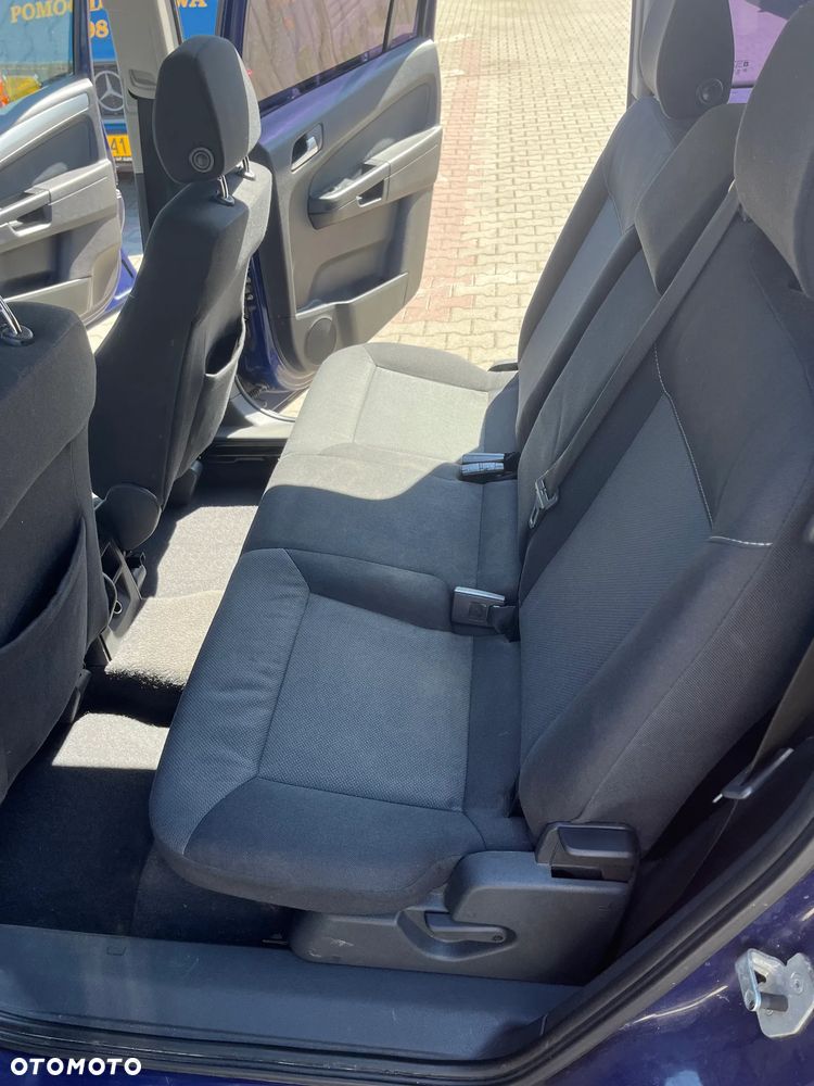 Opel Zafira 1.6 Essentia - 18