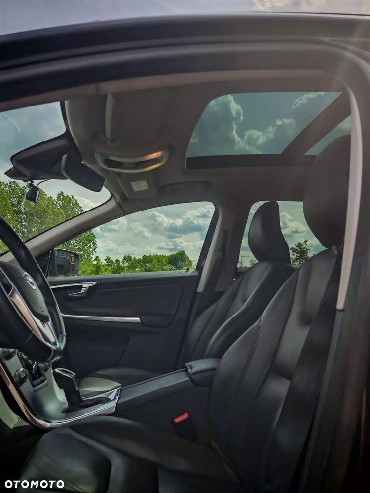 Volvo XC 60 D4 Drive-E Summum - 10