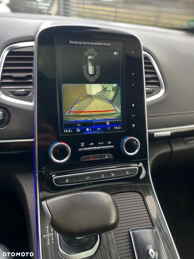 Renault Espace 1.6 dCi Energy Initiale Paris EDC - 11