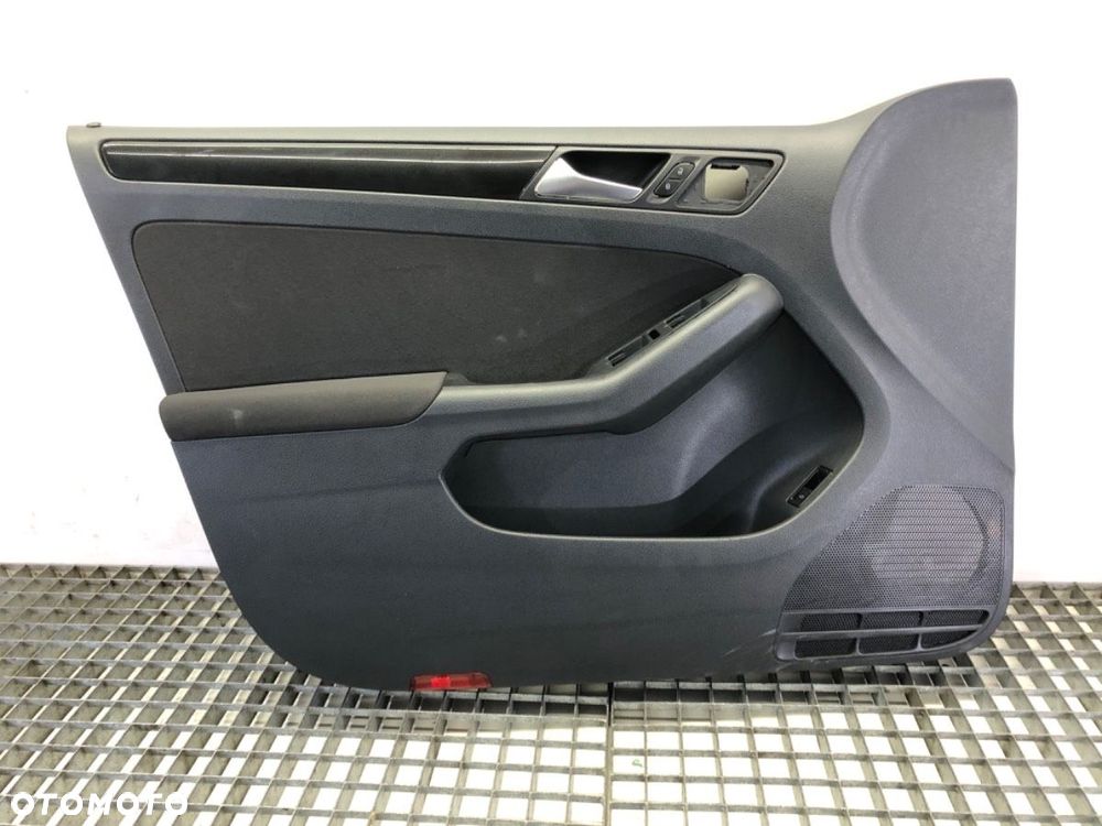 BOCZEK DRZWI LEWY PRZÓD - 100.00 PLN - VW JETTA IV (162, 163, AV3, AV2) 2008 - 2022 1.2 TSI 77 kW - 1