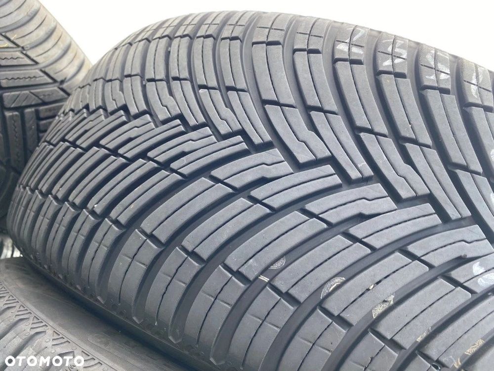 235/40/19 Pirelli AllSeason_6mm_2szt_(351) - 3