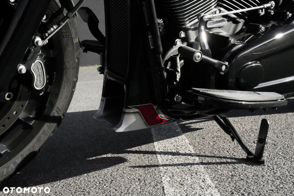 Harley-Davidson Softail - 33