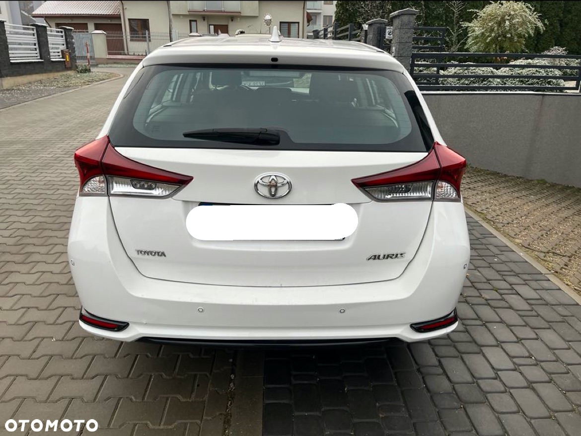 Toyota Auris 1.4 D-4D Active - 3