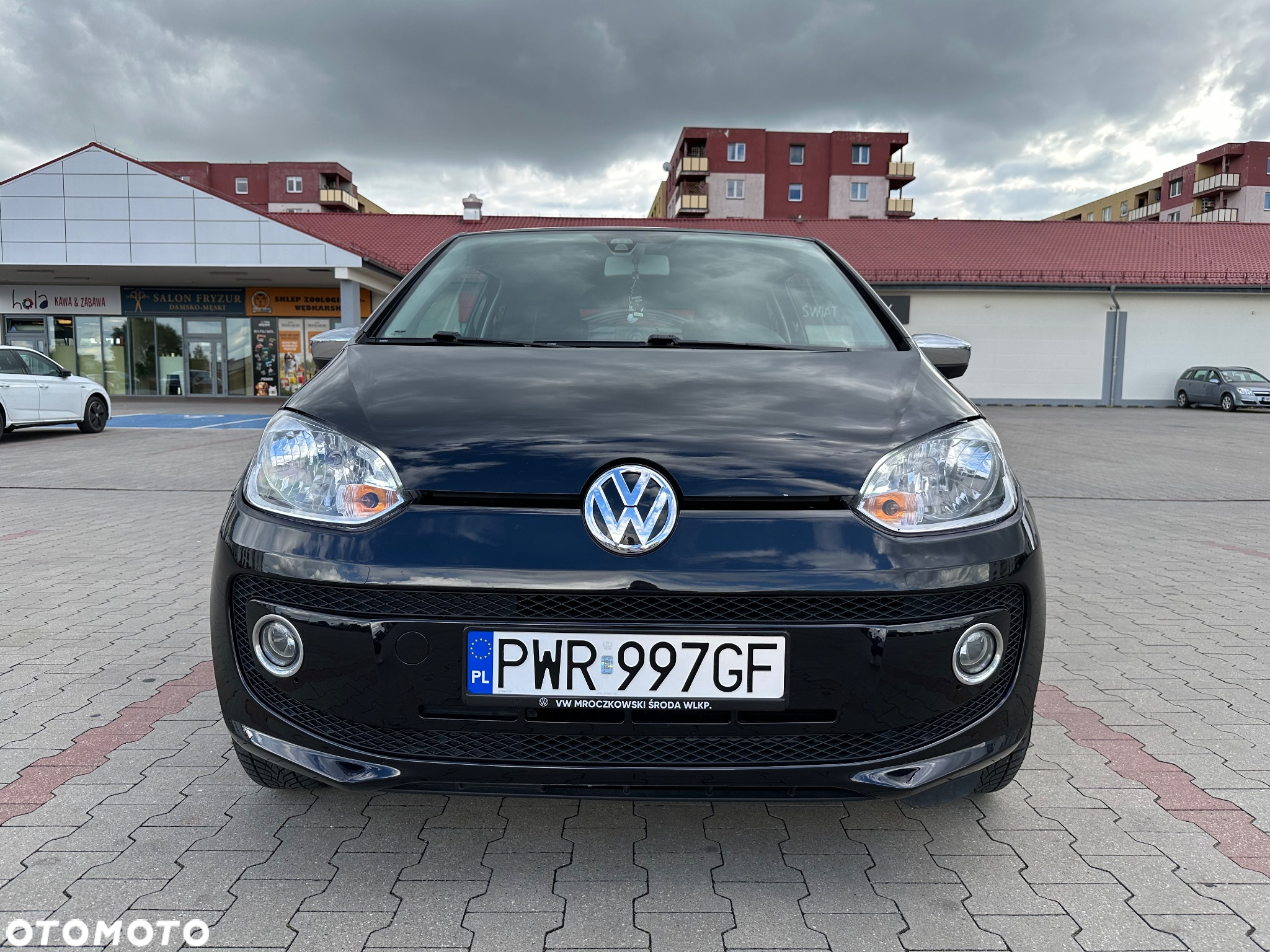 Volkswagen up! 1.0 black - 2