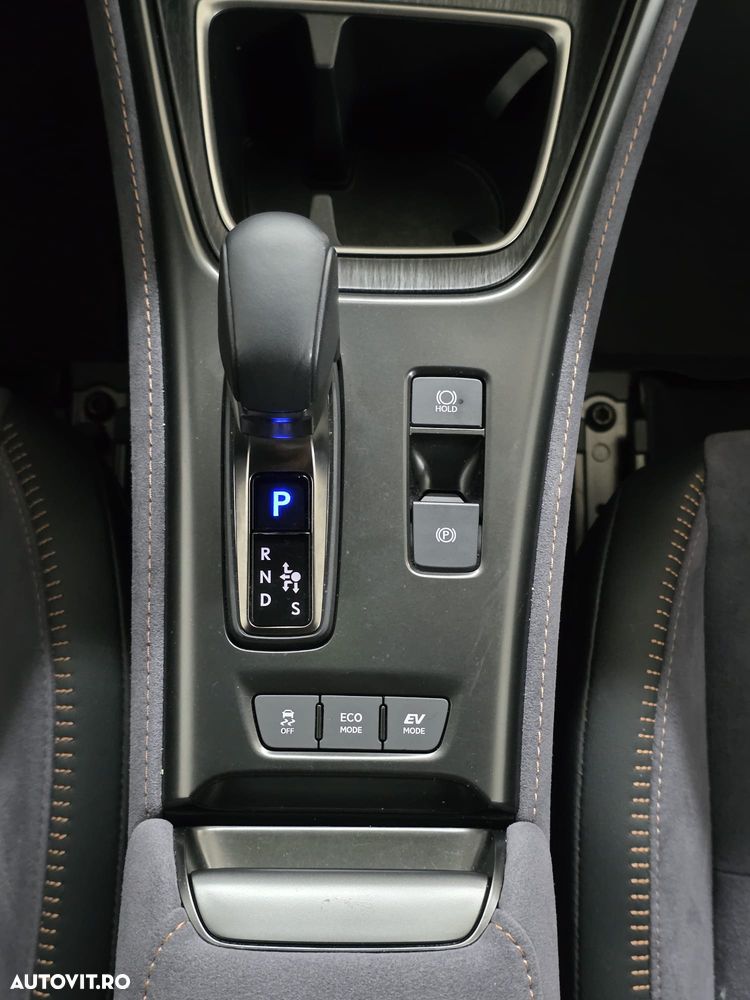 Lexus LBX - 23