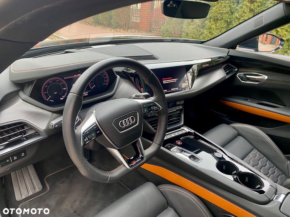 Audi RS e-tron GT quattro - 17