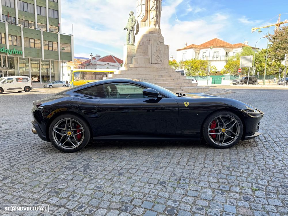 Ferrari Roma 3.9 Twin-Turbo V8 - 3