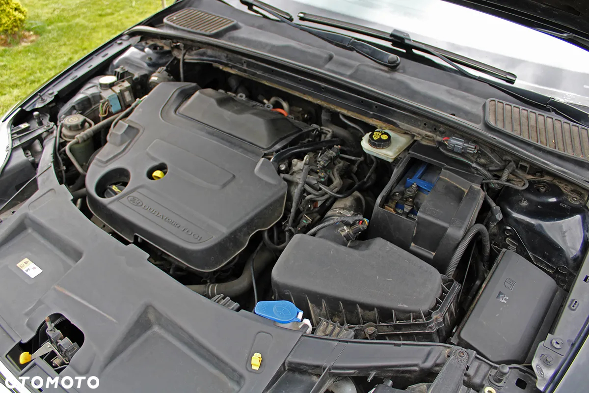 Ford Mondeo 2.0 TDCi Ambiente - 36