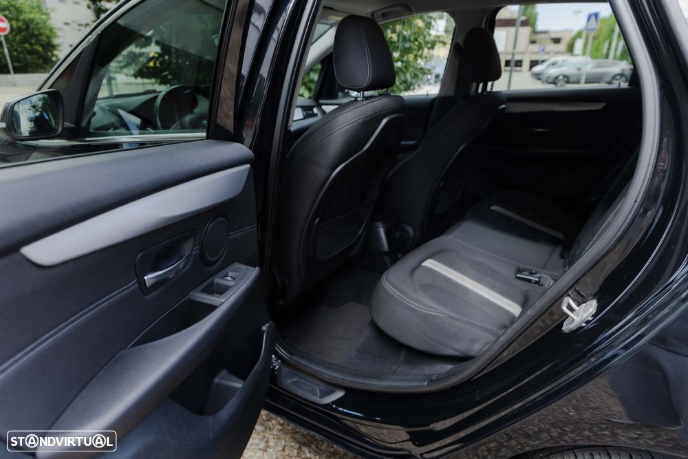 BMW 216 Active Tourer d Advantage Auto - 18