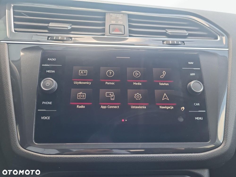 Volkswagen Tiguan Allspace 2.0 TDI 4Mot Elegance DSG - 24
