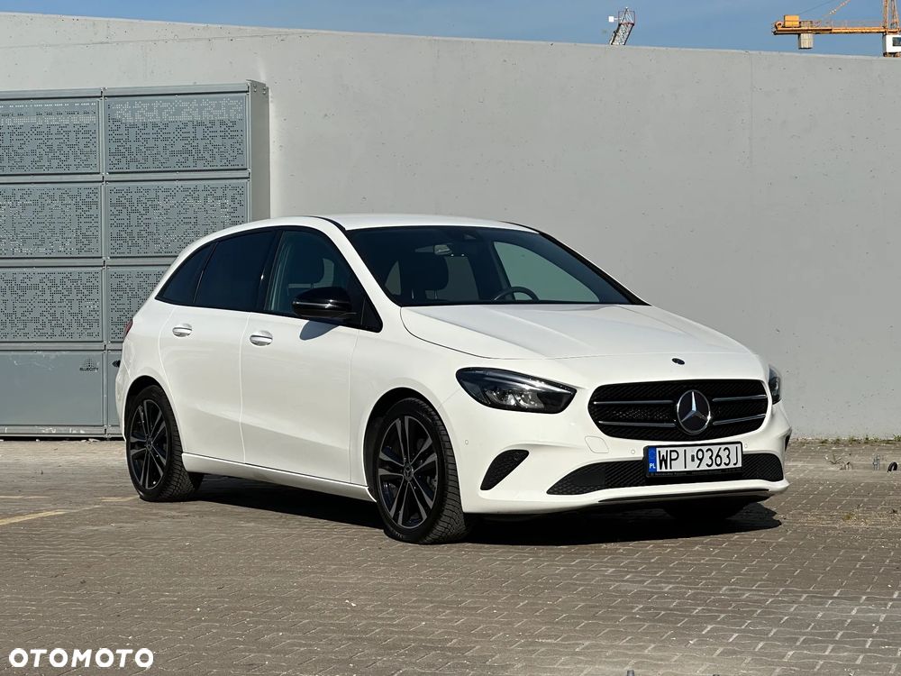 Mercedes-Benz Klasa B 180 Progressive 7G-DCT - 12