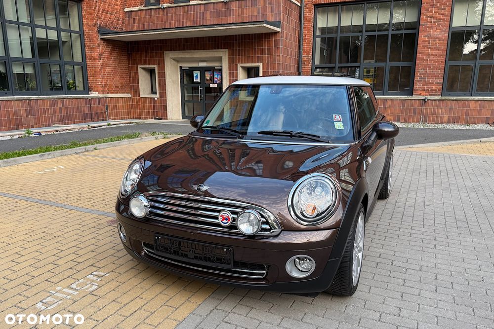 MINI Cooper 50 Mayfair - 2