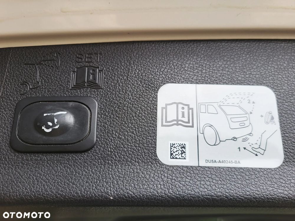 Ford Kuga Vignale 1.5 EcoBoost FWD ASS - 27