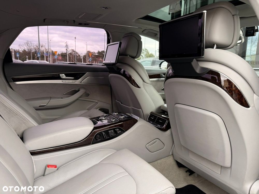 Audi A8 - 28