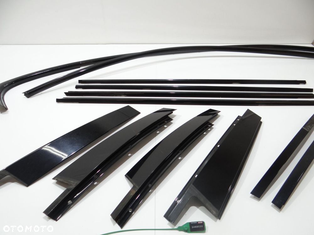 LISTWY SHADOW LINE BMW E90 LCI - 1