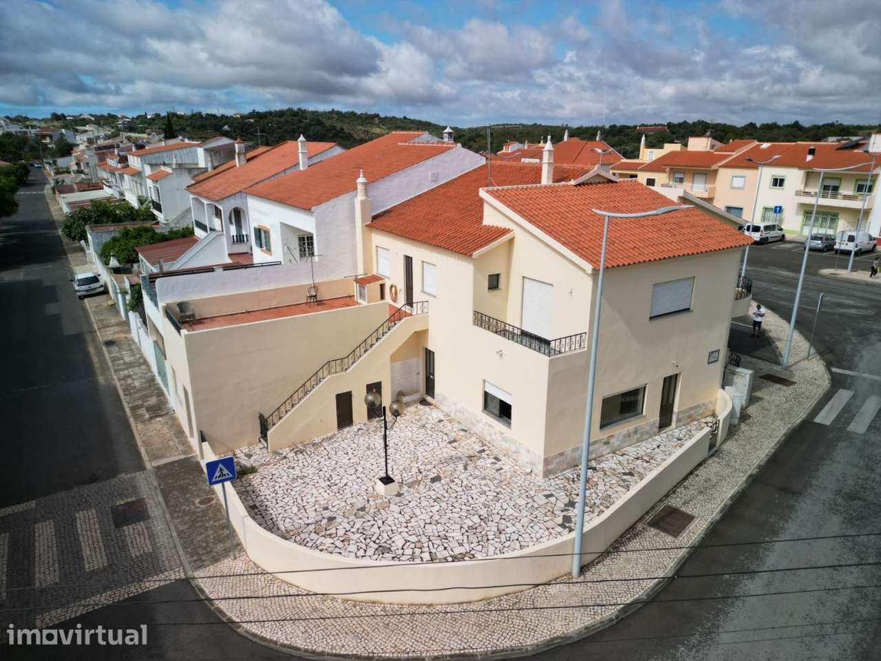 Moradia com Restaurante/café para venda na Estação de Silves - Grande imagem: 2/30