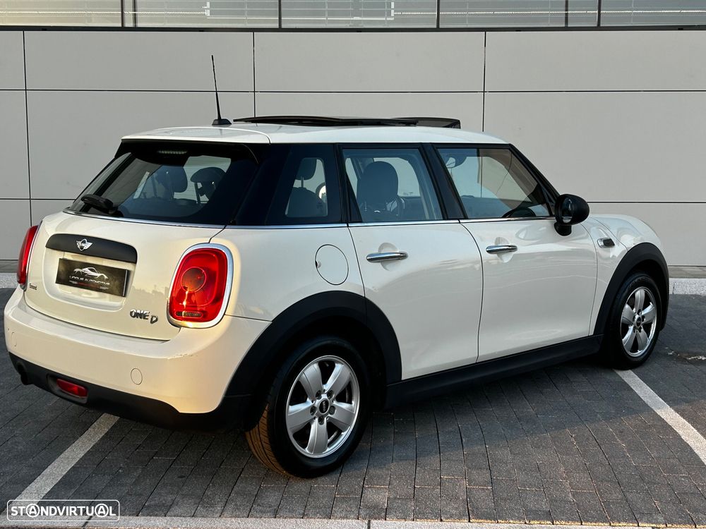 MINI 5 Portas One D - 9