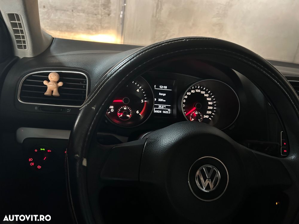 Volkswagen Golf 1.6 TDI DPF Comfortline - 13