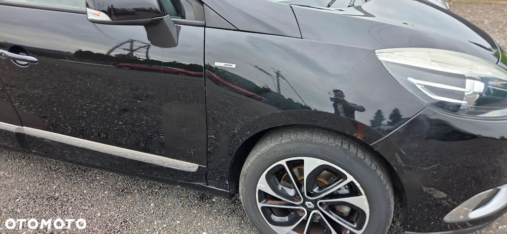 Renault Scenic ENERGY TCe 130 BOSE EDITION - 24