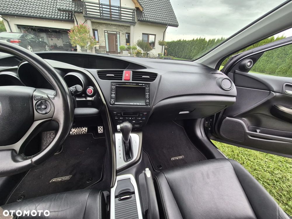 Honda Civic 1.8 Executive NAVI - 23
