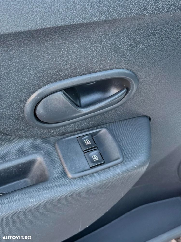 Dacia Logan 0.9 TCe Ambiance - 23