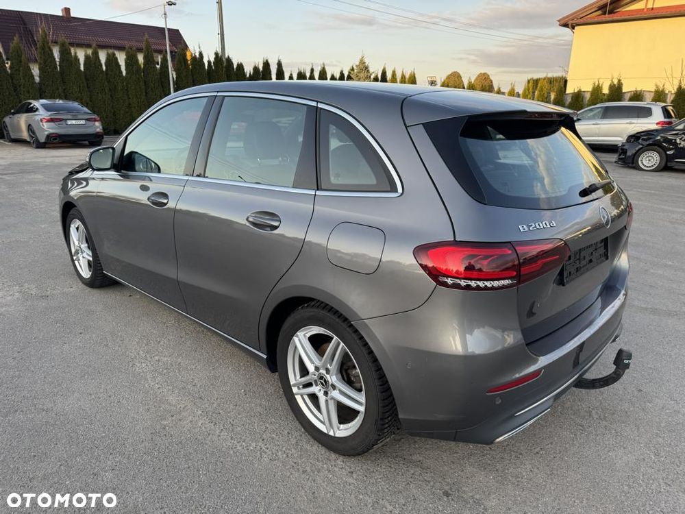 Mercedes-Benz Klasa B 200 d 8G-DCT Edition 19 - 6